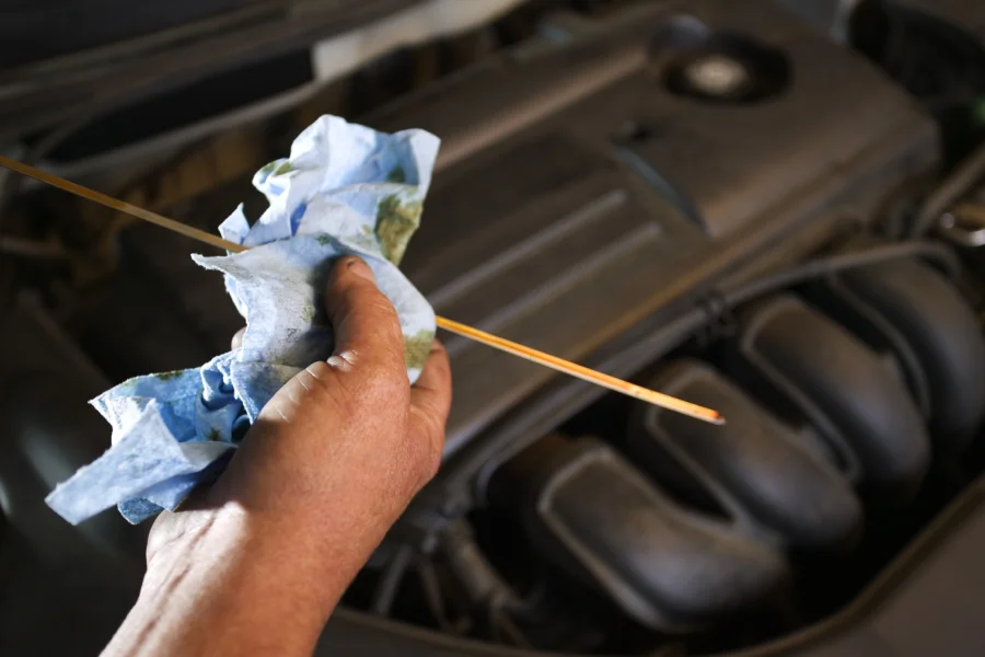 How Transmission Oil Change Protects Your Gear System in Van Nuys, CA How Transmission Oil Change Protects Your Gear System in Van Nuys, CA